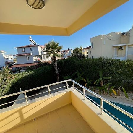באלאק Excellent 3 Storey Villa With A Swimming Pool מראה חיצוני תמונה